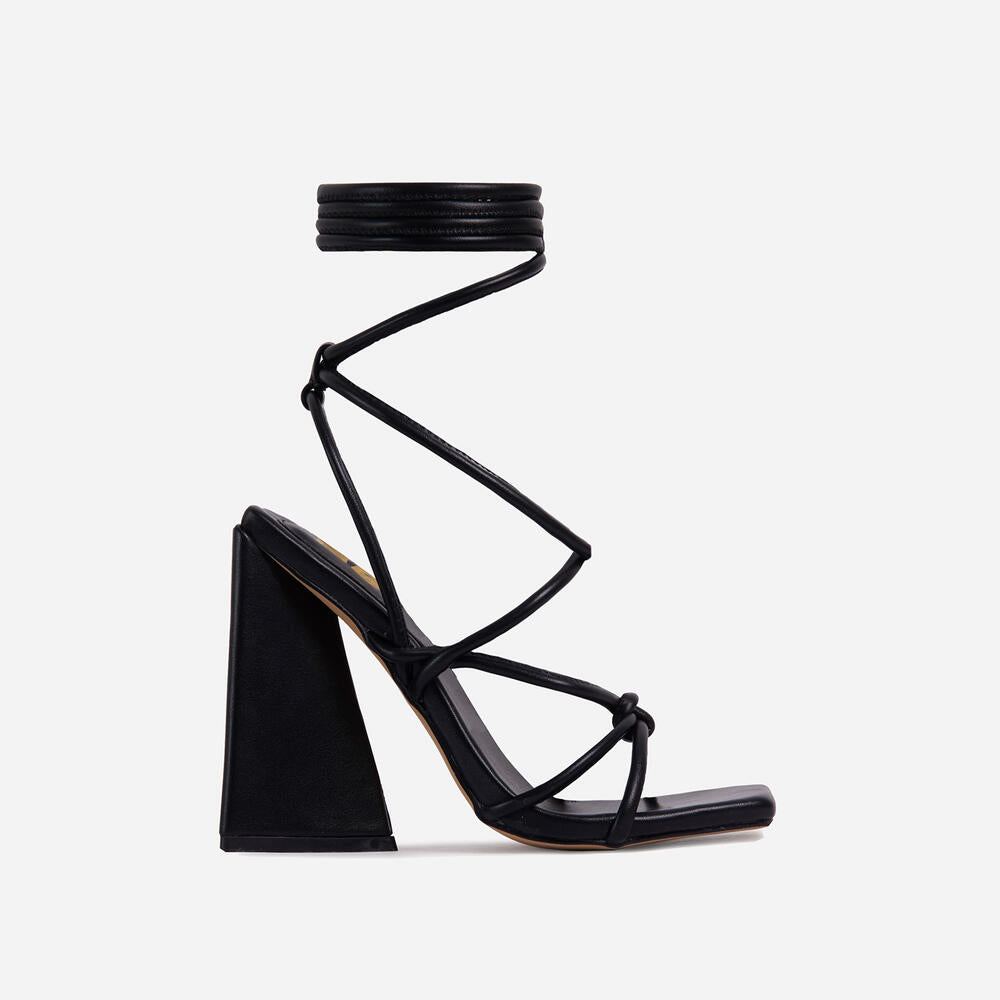 Danielle Heels- Black