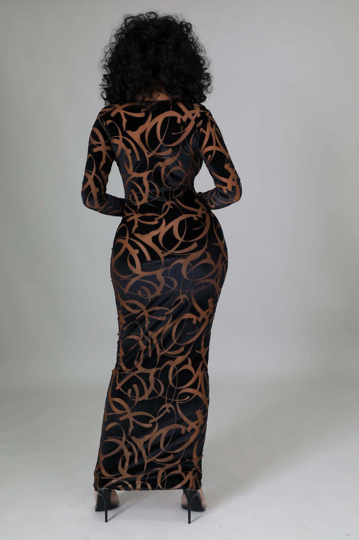 Maia Velvet Dress- Black