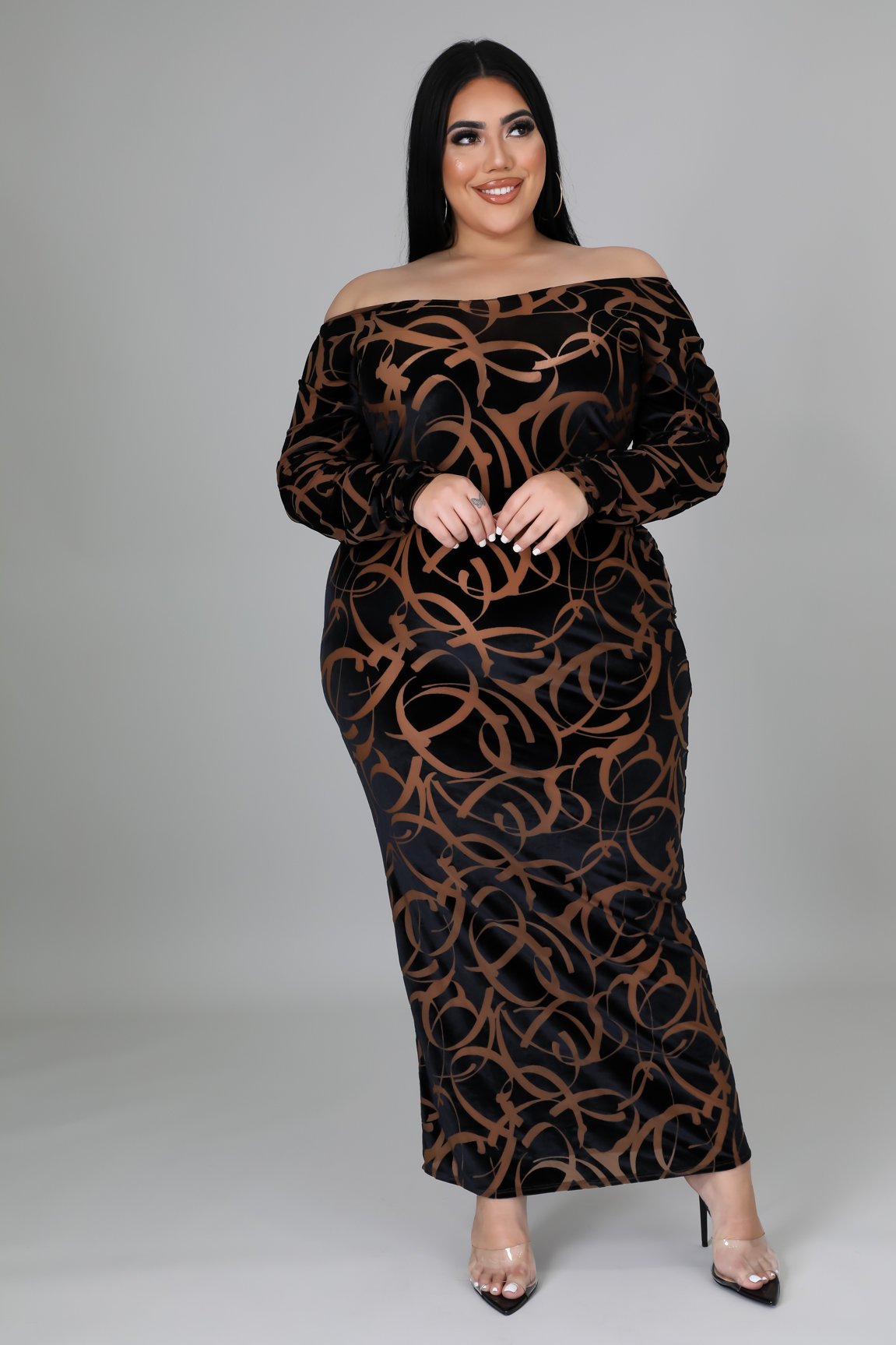 Maia Velvet Dress Curve- Black